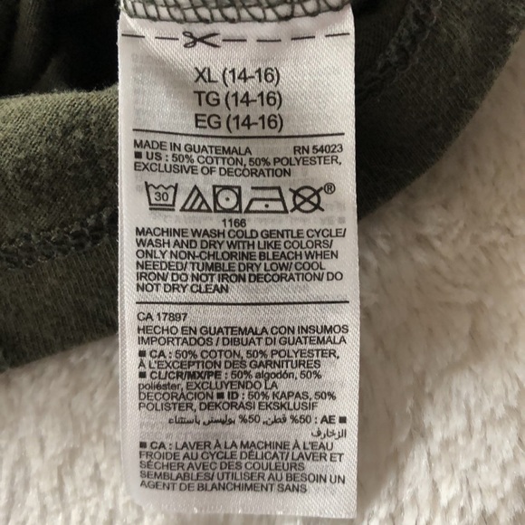 Old Navy Set of 2 Red & Green Short Sleeve Tees with Dinosaur Graphics | XL - Picture 5 of 15